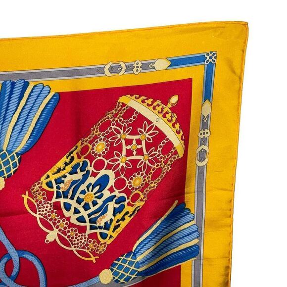 Hermès HERMES Vintage Les Muserolles Motif 90cm Square Silk Scarf - Picture 3 of 16